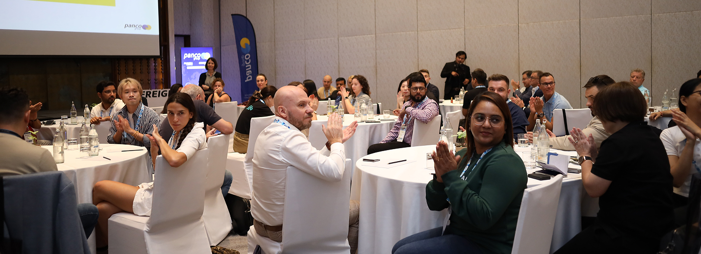 Freightcamp delegates connecting during an industry event